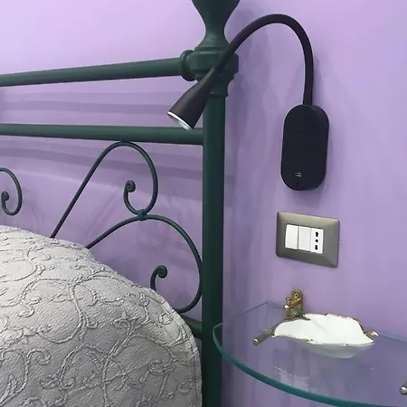 In Pieno Centro Storico - La Casa Di Anna * Napels