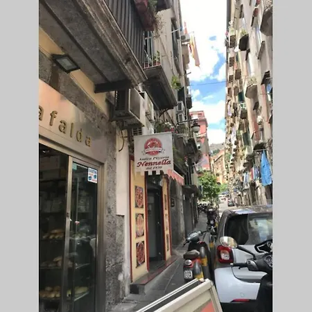 Apartment In Pieno Centro Storico - La Casa Di Anna Naples