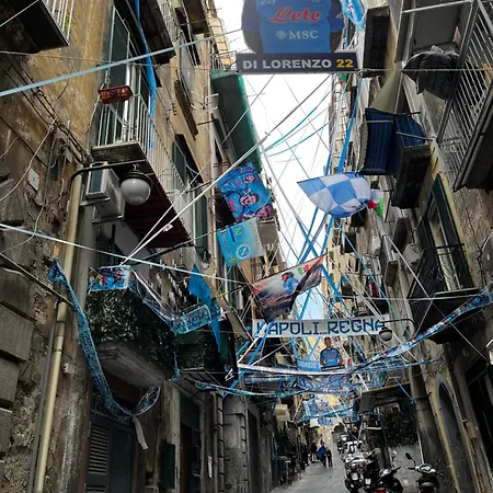 In Pieno Centro Storico - La Casa Di Anna * Naples