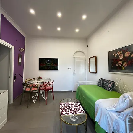 In Pieno Centro Storico - La Casa Di Anna * Naples