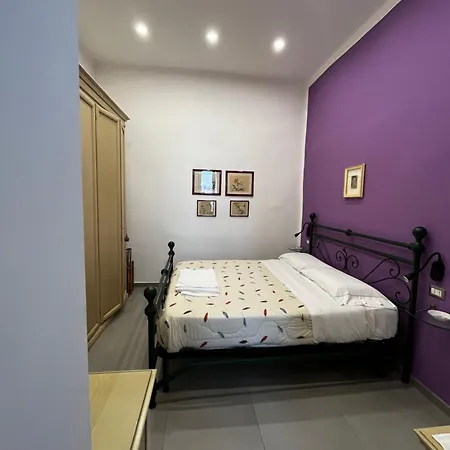 Apartment In Pieno Centro Storico - La Casa Di Anna *