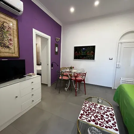 In Pieno Centro Storico - La Casa Di Anna *